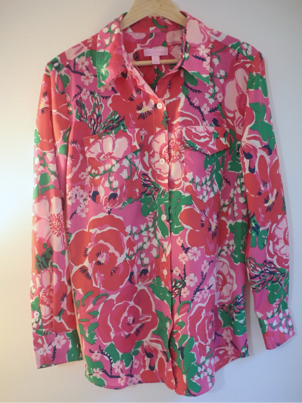 Lilly Pulitzer Women's Pink Floral Button Front Blouse Top Long Sleeve Size S - Picture 2 of 8